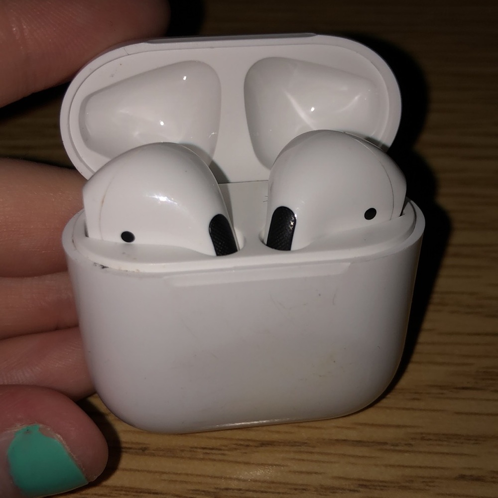 Bluetooth Wireless Ear Buds